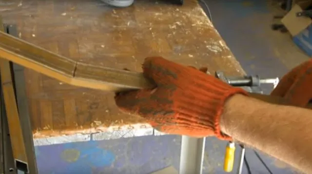 Как сделать садовую лавочку из профильной трубы своими руками
